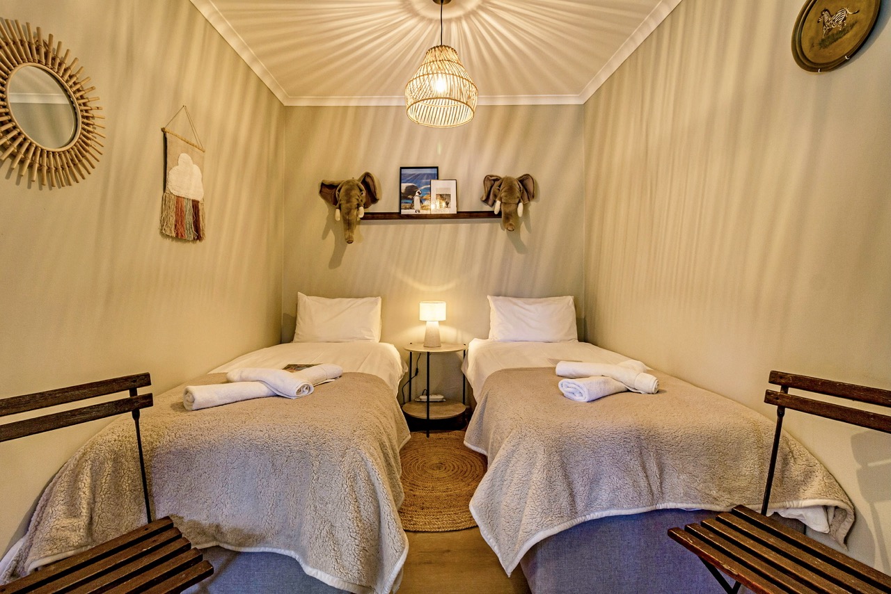 Family cottage, the second bedroom with two single beds