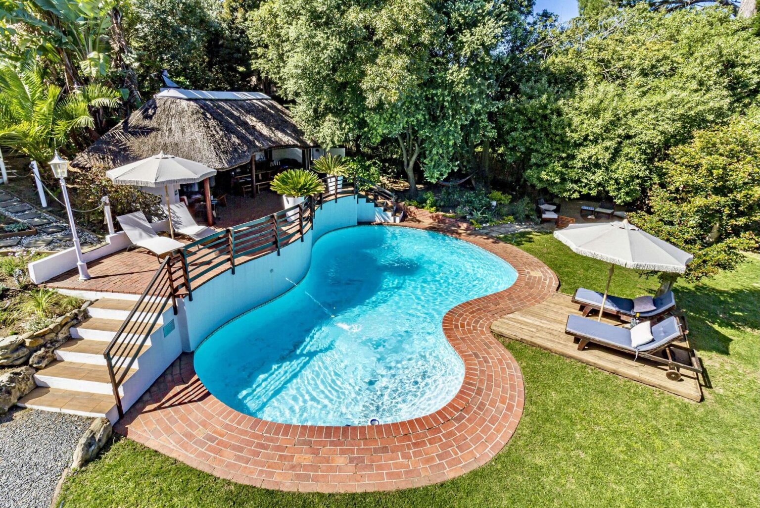 The pool, lapa and garden seen from above